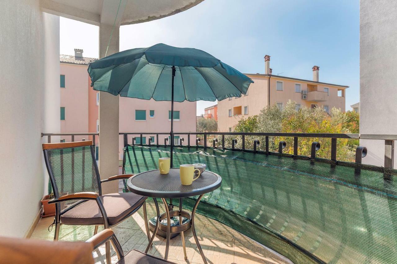 Apartment Sara Rovinj Exterior foto